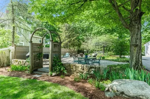 Exterior - 38 Berkeley St, Reading, MA 01867 photo 4 of 12