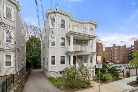 19 Claymoss Rd, Boston, MA 02135