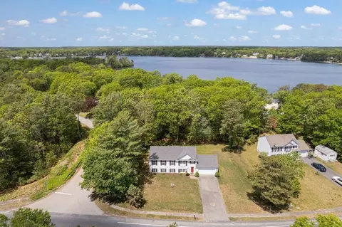 196 Raymond Rd, Plymouth, MA 02360