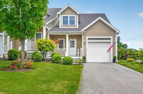 11 Reynolds Farm Way #11, Westwood, MA 02090