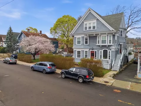 36-38 Florence St #38, Roslindale, MA 02131