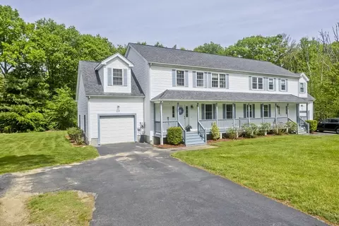 28 Sullivan Blvd #A, Oxford, MA 01540