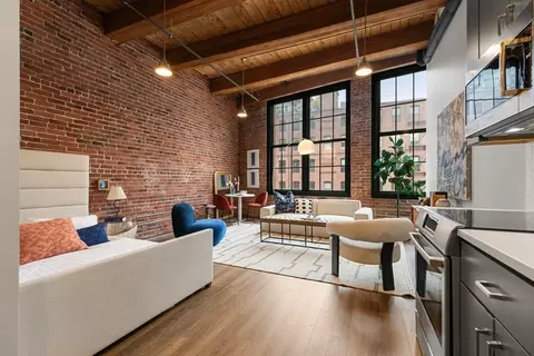 63 Melcher St #301, Boston, MA 02210