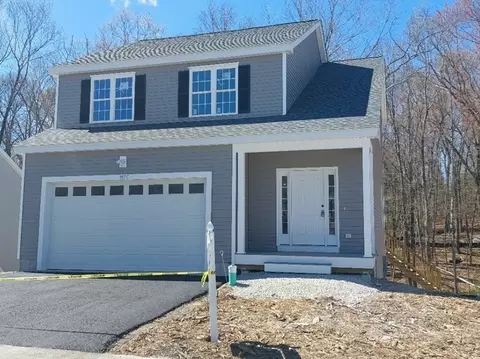 19 Crownshield # B, Uxbridge, MA 01569