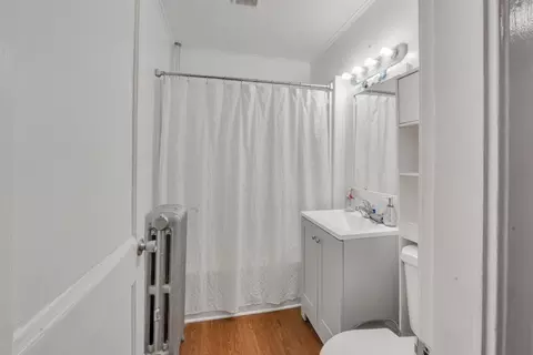 Bath - 15 Circuit Ave E, Worcester, MA 01603 photo 2 of 2