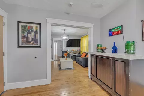 Entry Way - 15 Circuit Ave E, Worcester, MA 01603 photo 2 of 2