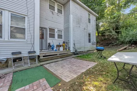 Exterior - 15 Circuit Ave E, Worcester, MA 01603 photo 2 of 2