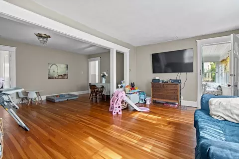 81 Eleanor Rd, Springfield, MA 01108 photo 6