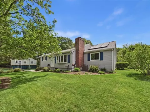 13 Thrush Ave, Plymouth, MA 02360
