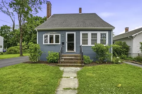24 Henry St, Mansfield, MA 02048