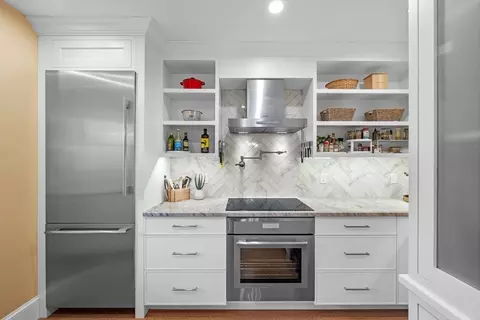 Kitchen - 10 Dalton #2, Gloucester, MA 01930 photo 6 of 6