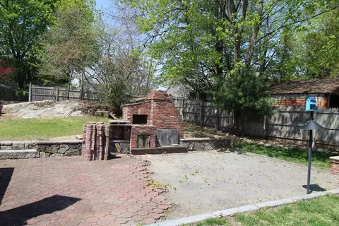 308 Essex St, Beverly, MA 01915 photo 9