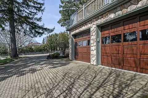 Exterior - 244 Ocean Ave, Marblehead, MA 01945 photo 5 of 5