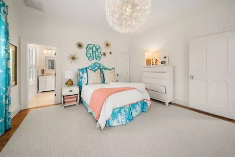Bedroom - 48 Harbor Ave, Marblehead, MA 01945 photo 2 of 4