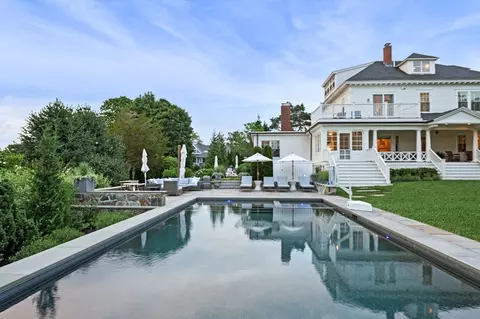 Exterior - 48 Harbor Ave, Marblehead, MA 01945 photo 2 of 11