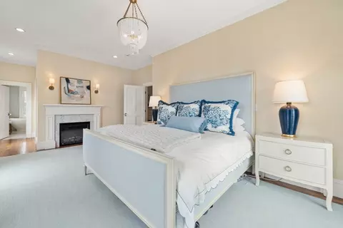 Bedroom - 48 Harbor Ave, Marblehead, MA 01945 photo 1 of 4