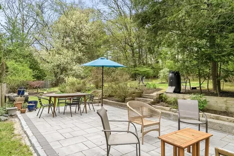 Exterior - 1333 Great Plain Ave, Needham, MA 02492 photo 6 of 9