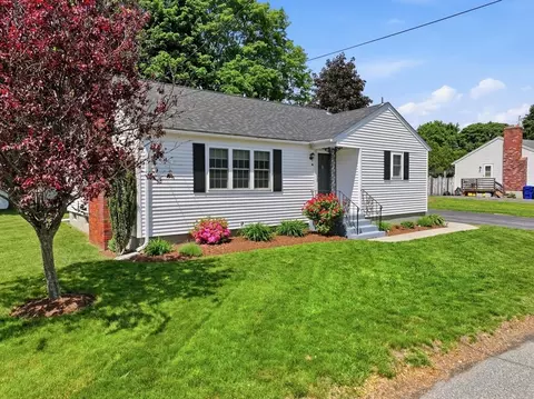 16 Hamilton Ave, Milford, MA 01757