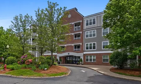 318 Rindge Ave #103, Cambridge, MA 02140