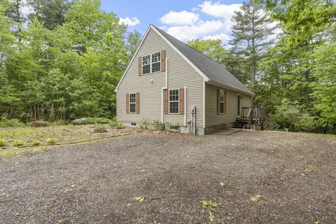 Exterior - 22 Sunset Rd, Westminster, MA 01473 photo 1 of 11
