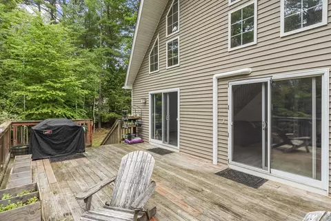 Exterior - 22 Sunset Rd, Westminster, MA 01473 photo 6 of 11