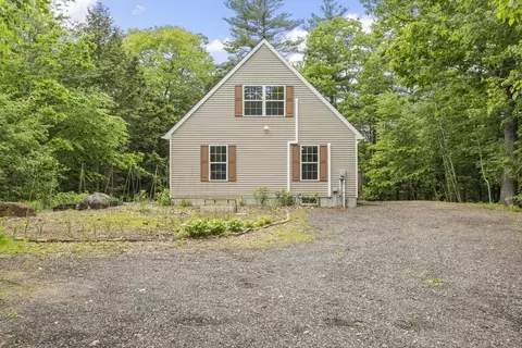 Exterior - 22 Sunset Rd, Westminster, MA 01473 photo 2 of 11