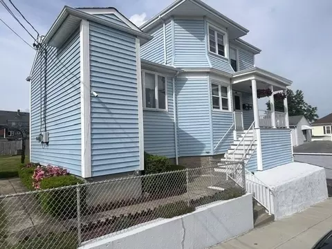 150 Eaton St, Fall River, MA 02723