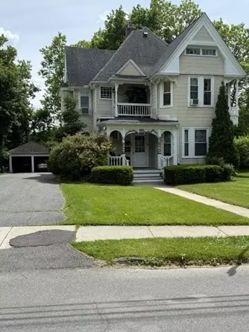 24 Phillips St, Greenfield, MA 01301
