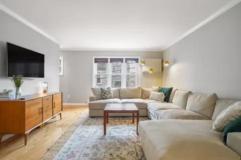 79 Bolton St #79, Boston, MA 02127