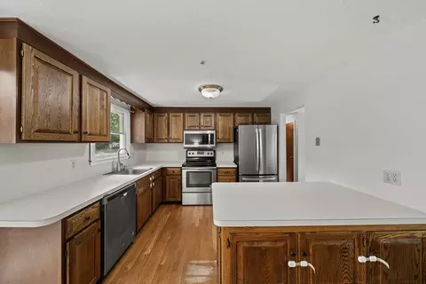 Kitchen - 10 Upland Rd, Danvers, MA 01923 photo 3 of 3
