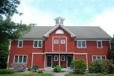 35 Lancaster County Rd #8A, Harvard, MA 01451