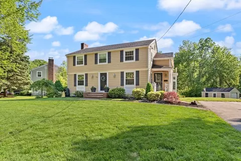 256 Linden St, Hamilton, MA 01982