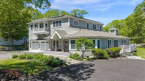 9 Oxford Rd, Gloucester, MA 01930