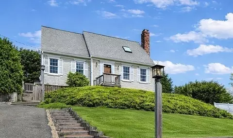 6 Carefree Way, Harwich, MA 02645