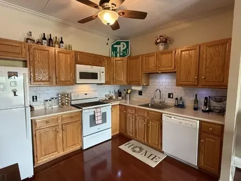 80 N Warren St #43, Woburn, MA 01801