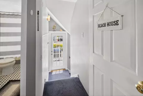 Entry Way - 7 Sycamore St, Wareham, MA 02558 photo 3 of 3