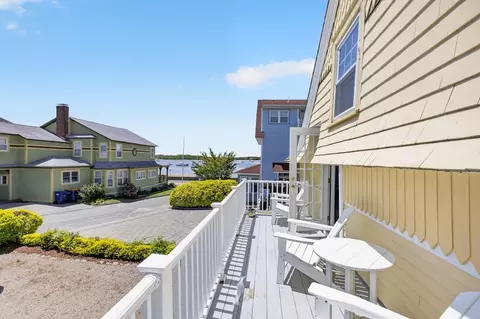 Exterior - 7 Sycamore St, Wareham, MA 02558 photo 4 of 4