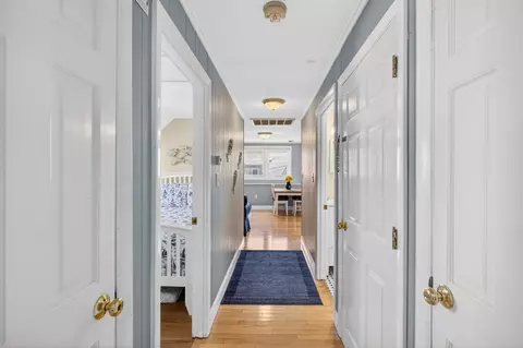 Entry Way - 7 Sycamore St, Wareham, MA 02558 photo 2 of 3