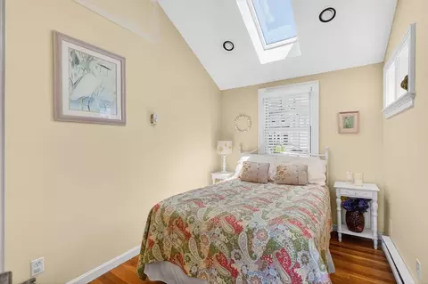 Bedroom - 7 Sycamore St, Wareham, MA 02558 photo 2 of 6