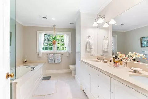 2 Woodridge Rd, Dover, MA 02030 photo 16
