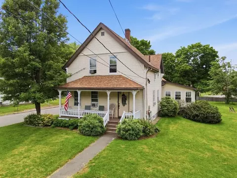 585 County St, Taunton, MA 02780