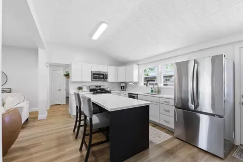 43 Sunridge Dr, Springfield, MA 01118 photo 9