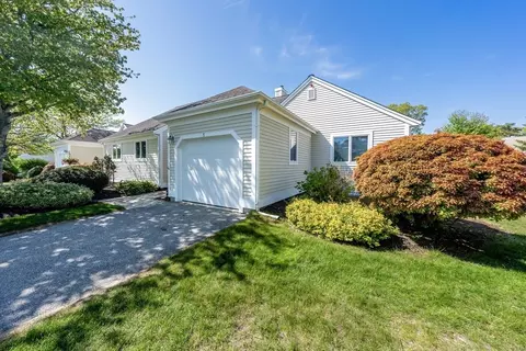 7 Masters Ct #464, Mashpee, MA 02649 photo 2