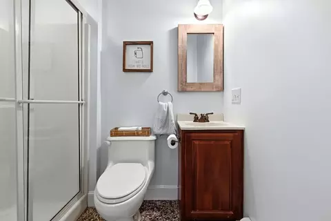 Bath - 221 Central St, Hingham, MA 02043 photo 2 of 2