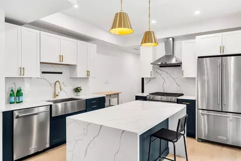 326 Main St #6, Medford, MA 02155