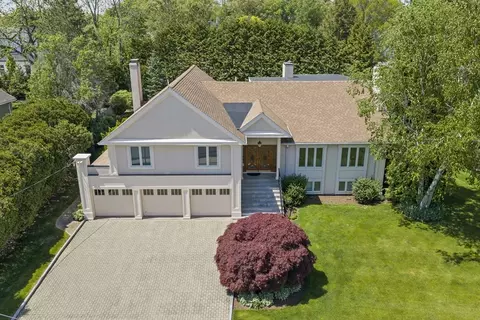 73 Countryside Rd, Newton, MA 02459