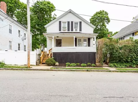 232 Park St, New Bedford, MA 02740