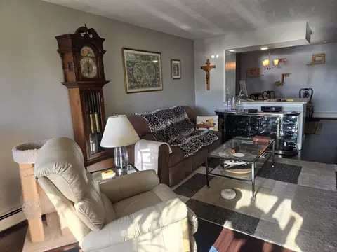 Living - 68 Prospect St #4 D, Fall River, MA 02720 photo 2 of 3