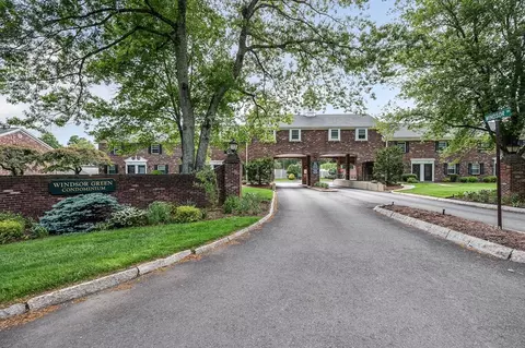 1207 Windsor Dr #1207, Framingham, MA 01701 photo 2
