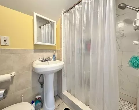 Bath - 40 Pomeroy St, Allston, MA 02134 photo 2 of 3